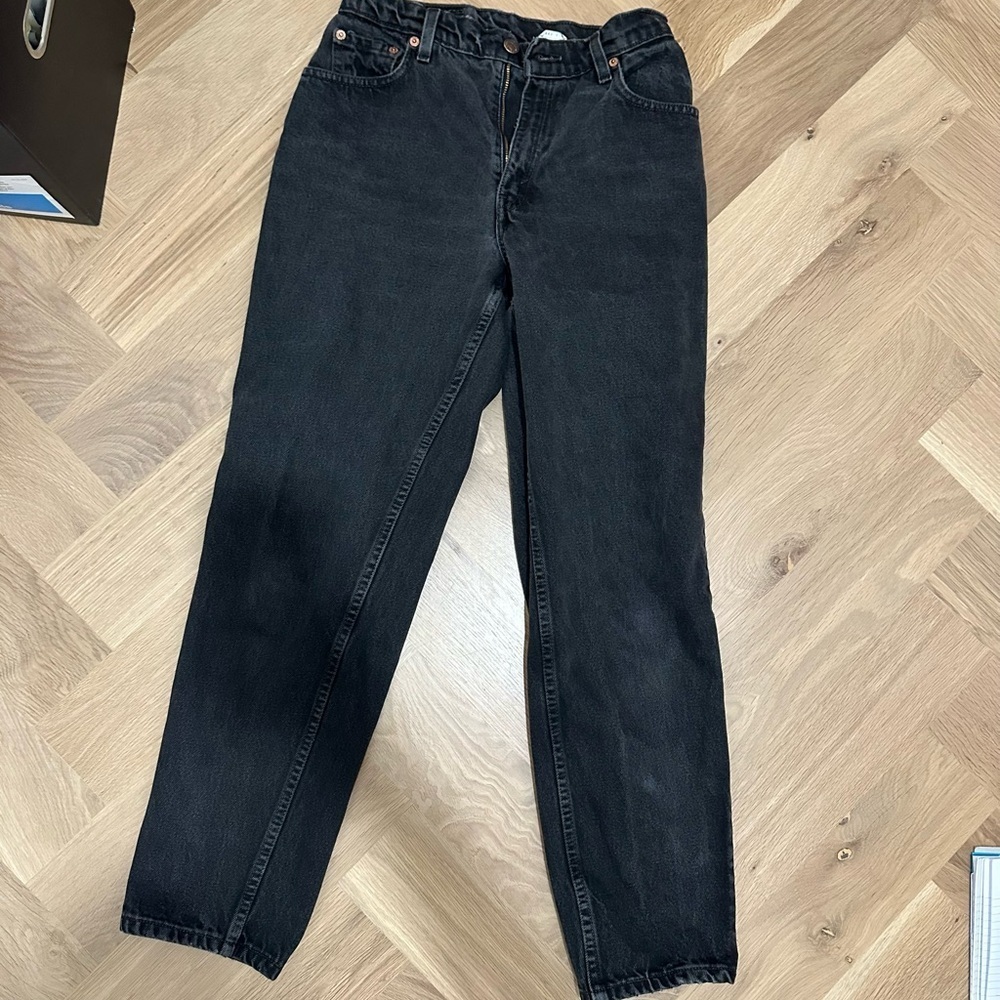 Levi’s black jeans